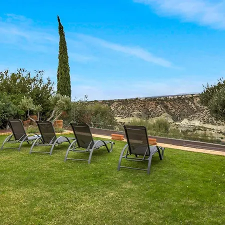 Beautiful Junior Gz01, Next To Communal Pool, Aphrodite Hills Villa Kouklia
