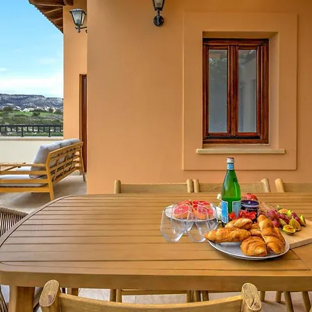 Beautiful Junior Gz01, Next To Communal Pool, Aphrodite Hills Villa *