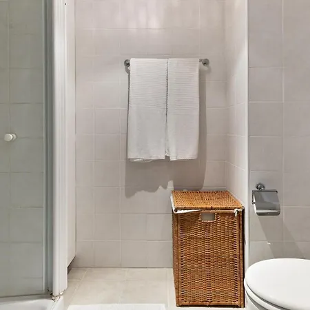 Beautiful Junior Gz01, Next To Communal Pool, Aphrodite Hills *