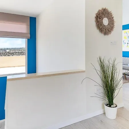 Villa Beautiful Junior Gz01, Next To Communal Pool, Aphrodite Hills Kouklia