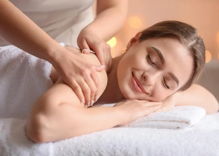 ヴィラ Beautiful Junior Gz01, Next To Communal Pool, Aphrodite Hills *