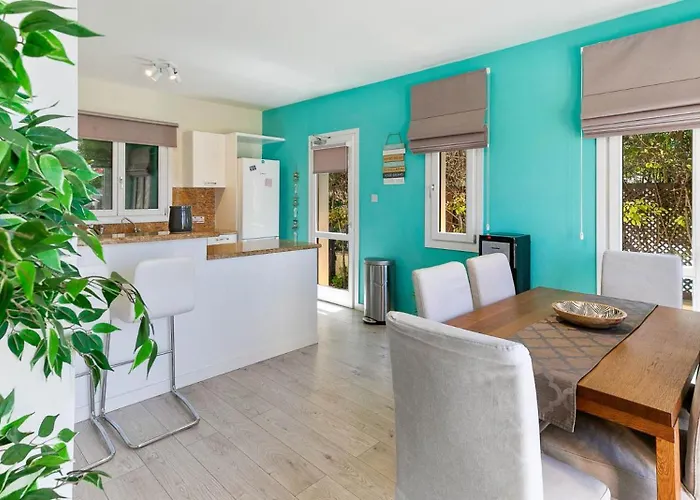 Beautiful Junior Gz01, Next To Communal Pool, Aphrodite Hills * Kuklia