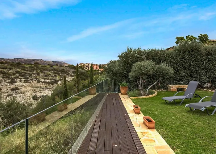 Beautiful Junior Gz01, Next To Communal Pool, Aphrodite Hills ヴィラ *