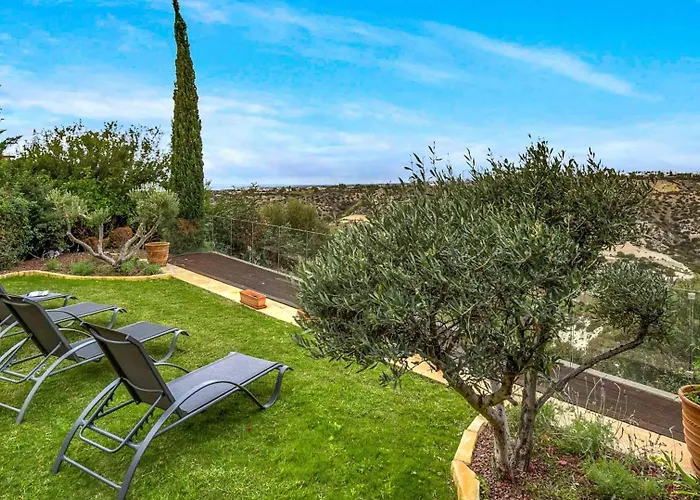 Beautiful Junior Gz01, Next To Communal Pool, Aphrodite Hills ヴィラ *